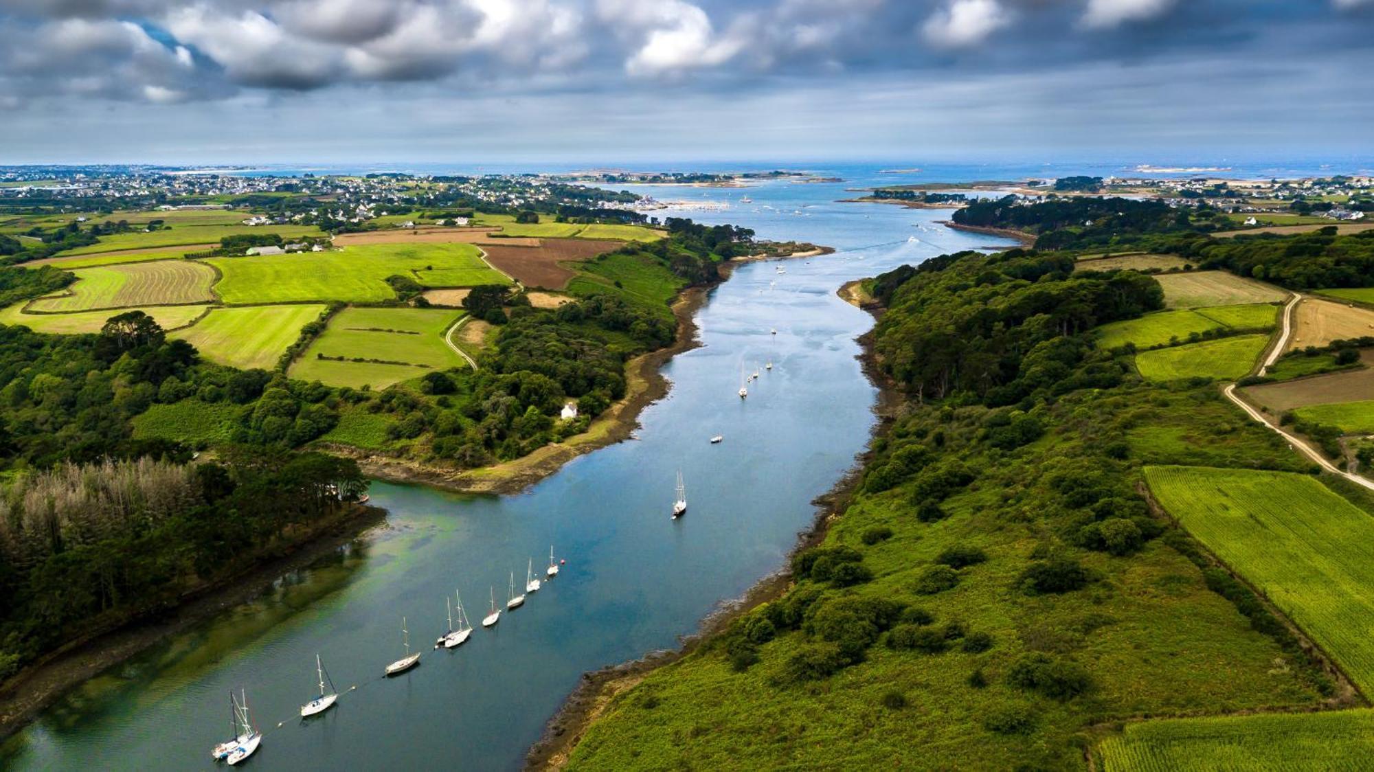 Gwel Ar Mor - Jolie Maison De Charme Renovee Proche Du Port Lanildut Exterior foto